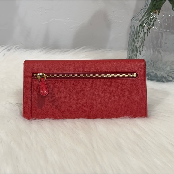 PRADA Saffiano Leather Bifold Wallet GUC - Picture 2 of 16